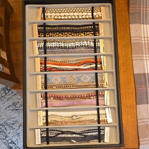 Victoria Emerson Magnetic Bracelet Set w/Display Case